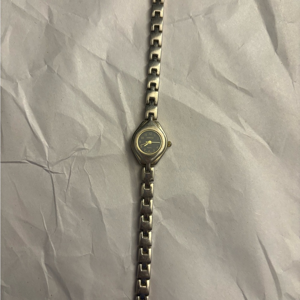 Elegant Silver Women's Watch